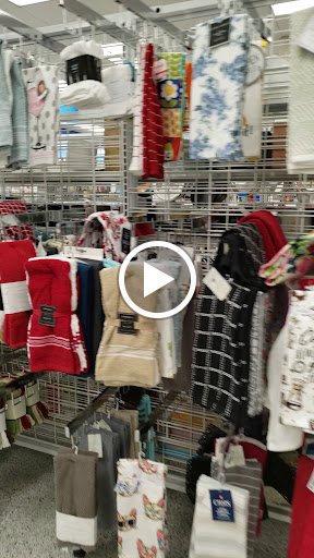 Clothing Store «Ross Dress for Less», reviews and photos, 2660 N Josey Ln, Carrollton, TX 75007, USA