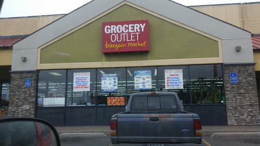 Grocery Store «Grocery Outlet Bargain Market», reviews and photos, 4157 NW U.S. 101 #101, Lincoln City, OR 97367, USA