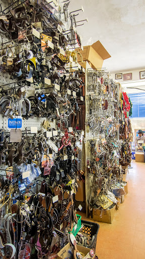 Sue's Tack Shop