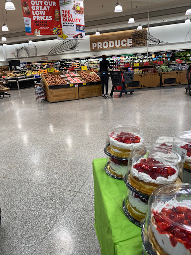 Grocery Store «Schnucks», reviews and photos, 9074 Overland Plaza, Overland, MO 63114, USA