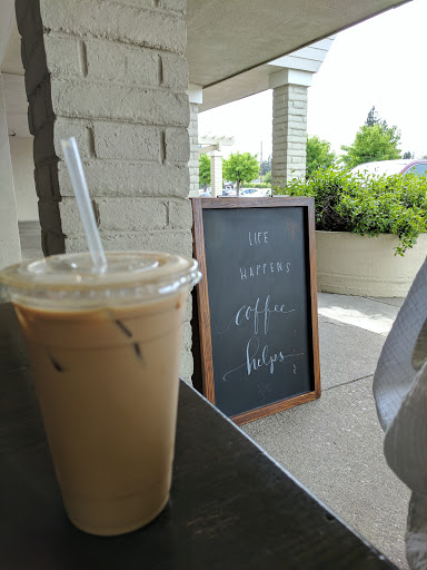 Shopping Mall «Larkfield Shopping Center», reviews and photos, 4754 Old Redwood Hwy, Santa Rosa, CA 95403, USA