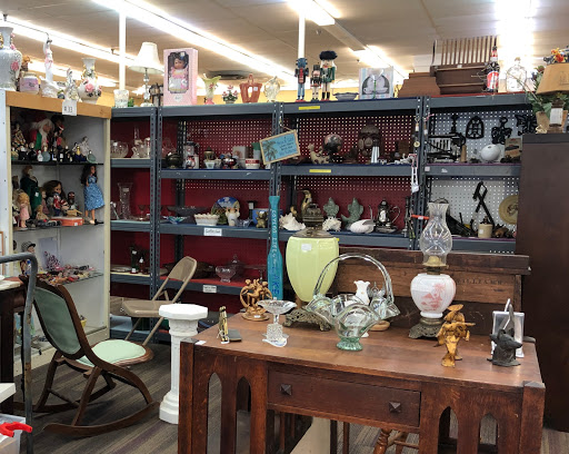 Antique Store «Coronado Antiques Mall», reviews and photos, 1433 S Dixie Fwy, New Smyrna Beach, FL 32168, USA