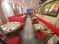 Atmosphère du Restaurant indien TAJMAHAL PARIS-LOUVRE-CHATELET-MARAIS-HALAL - n°14