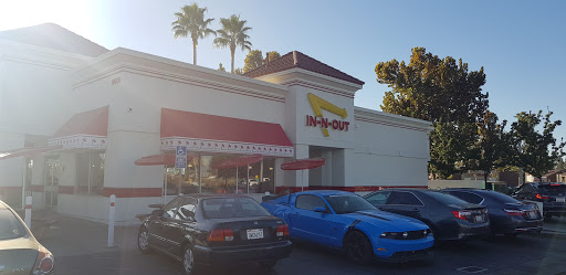 Shopping Mall «River Park Shopping Center», reviews and photos, 71 E Via la Plata, Fresno, CA 93720, USA