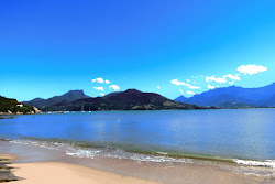 Foto von Praia da Ribeira und die siedlung