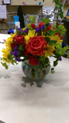 Florist «Metro Florist & Gifts», reviews and photos, 216 W 6th St, Ferris, TX 75125, USA