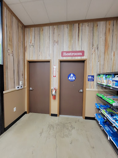 Pet Supply Store «Kahoots Pet Store», reviews and photos, 334 W El Norte Pkwy, Escondido, CA 92026, USA