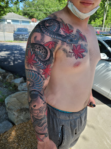 Broken Lantern Tattoo, 1931 Belgrade Ave, Charleston, SC 29407, USA, 