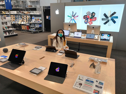 Electronics Store «Best Buy», reviews and photos, 1025 Veterans Pkwy, Clarksville, IN 47129, USA