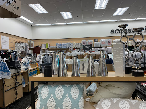 Department Store «Nordstrom Rack Edinger Plaza», reviews and photos, 7532 Edinger Ave, Huntington Beach, CA 92647, USA