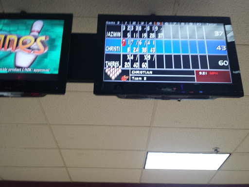 Bowling Alley «Lodi Lanes», reviews and photos, 58 Terhune Ave, Lodi, NJ 07644, USA