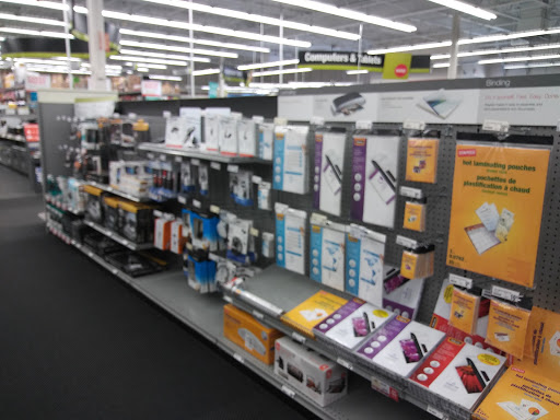 Office Supply Store «Staples», reviews and photos, 23035 W Outer Dr, Allen Park, MI 48101, USA