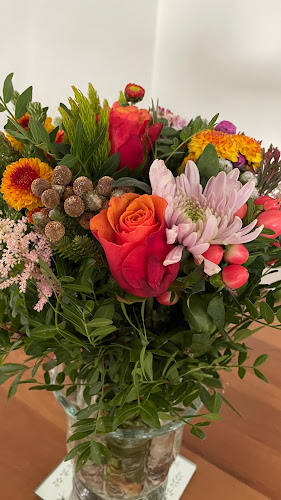 Opinii despre Cömert Blomster Rungsted în Hørsholm - Blomsterbutik