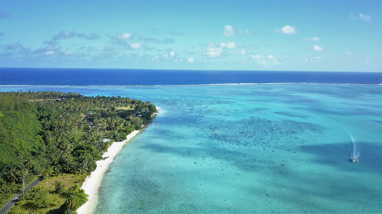 Foto de Avea Beach com praia espaçosa