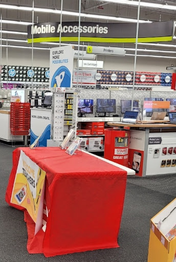 Office Supply Store «Staples», reviews and photos, 1729 SW St Lucie W Blvd, Port St Lucie, FL 34986, USA