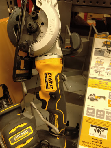 Home Improvement Store «The Home Depot», reviews and photos, 825 E Dundee Rd, Palatine, IL 60074, USA