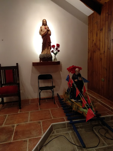 Opiniones de Capilla San Pedro en Algarrobo - Iglesia