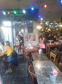 Atmosphère du Restaurant L'Epicerie de Ginette - Bistrot à Tartines - Lyon 8 - n°12