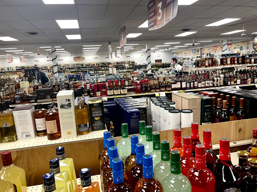 Liquor Store «M & R Liquors», reviews and photos, 2773 Main St, Glastonbury, CT 06033, USA