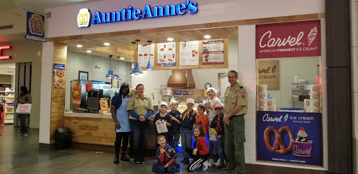 Shopping Mall «Macomb Mall», reviews and photos, 32233 Gratiot Ave, Roseville, MI 48066, USA