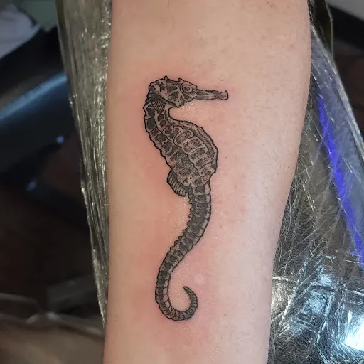 Explore female tattoo cover up ideas, creative tattoo ideas in Cary, available at EL ZORRO TATTOO and piercing