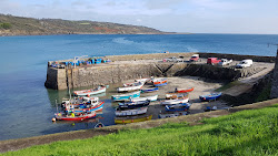 Foto von Coverack Cove beach und die siedlung