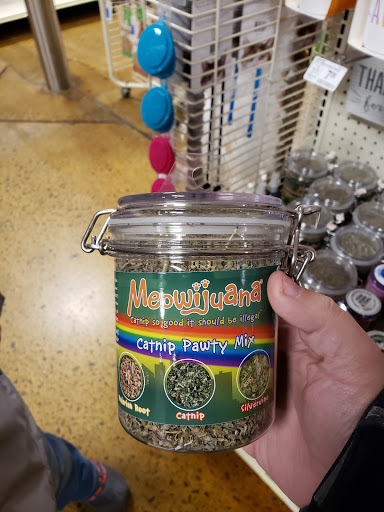 Pet Supply Store «PetSmart», reviews and photos, 1742 E 3rd St, Williamsport, PA 17701, USA