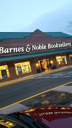 Book Store «Barnes & Noble Booksellers Moorestown», reviews and photos, 1311 Nixon Dr, Moorestown, NJ 08057, USA