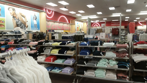 Department Store «Target», reviews and photos, 950 E 33rd St, Signal Hill, CA 90755, USA