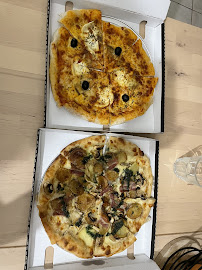 Plats et boissons du Pizzas à emporter La Pizza du Penty à Plouguerneau - n°5