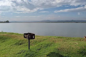 Lake Balmorhea image