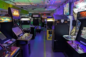 Flynn's Arcade & More image