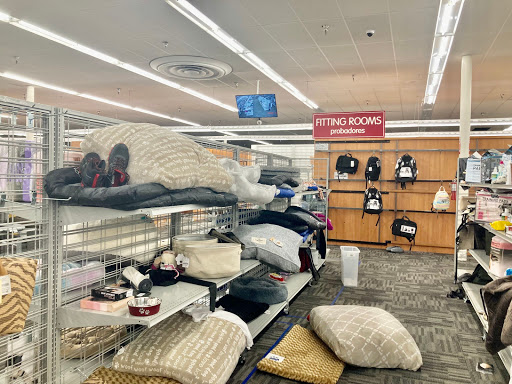 Clothing Store «Burlington Coat Factory», reviews and photos, 311 Rohnert Park Expy, Rohnert Park, CA 94928, USA