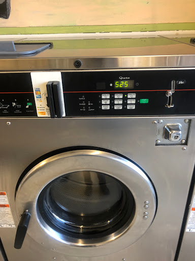 Laundromat «Suds & Duds coin and credit card laundry», reviews and photos, 975 N Aviation Blvd, Manhattan Beach, CA 90266, USA