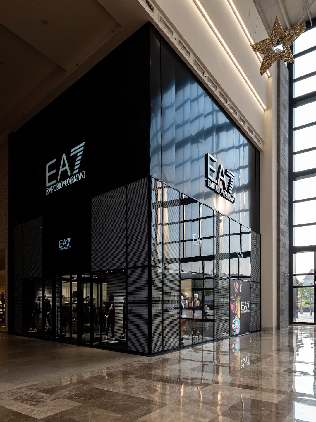 EA7 Mall of Arabia