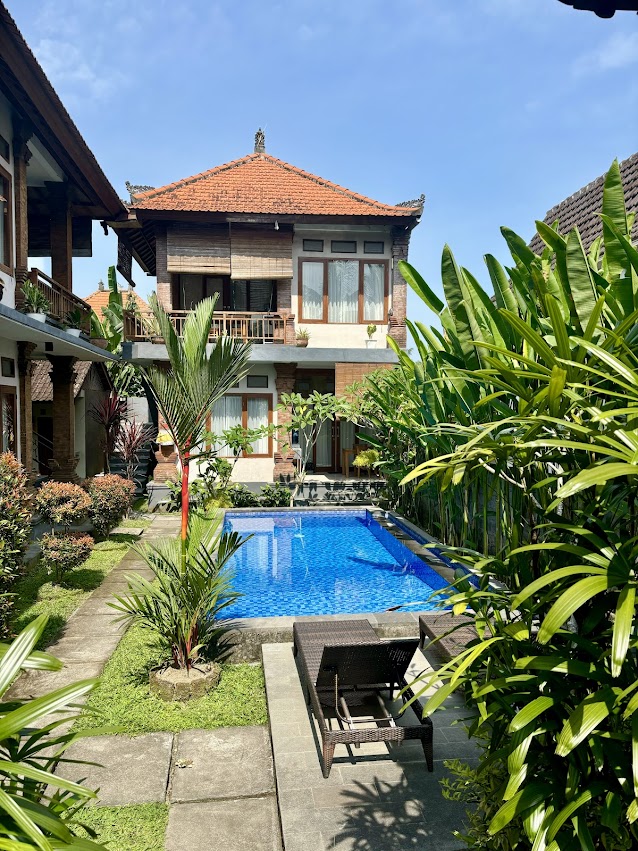 Ajung’s Villa & Suites