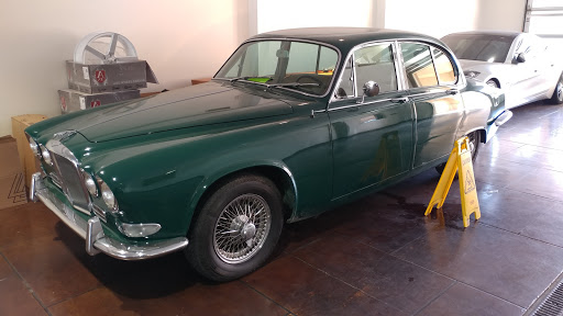 Jaguar Dealer «Jaguar of Tampa», reviews and photos, 320 E Fletcher Ave, Tampa, FL 33612, USA