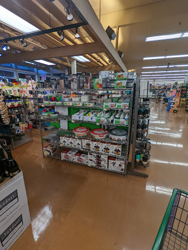 Supermarket «Bayview Thriftway», reviews and photos, 516 4th Ave W, Olympia, WA 98502, USA