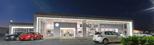Volkswagen Dealer «Pugi Volkswagen», reviews and photos, 2020 Ogden Ave, Downers Grove, IL 60515, USA