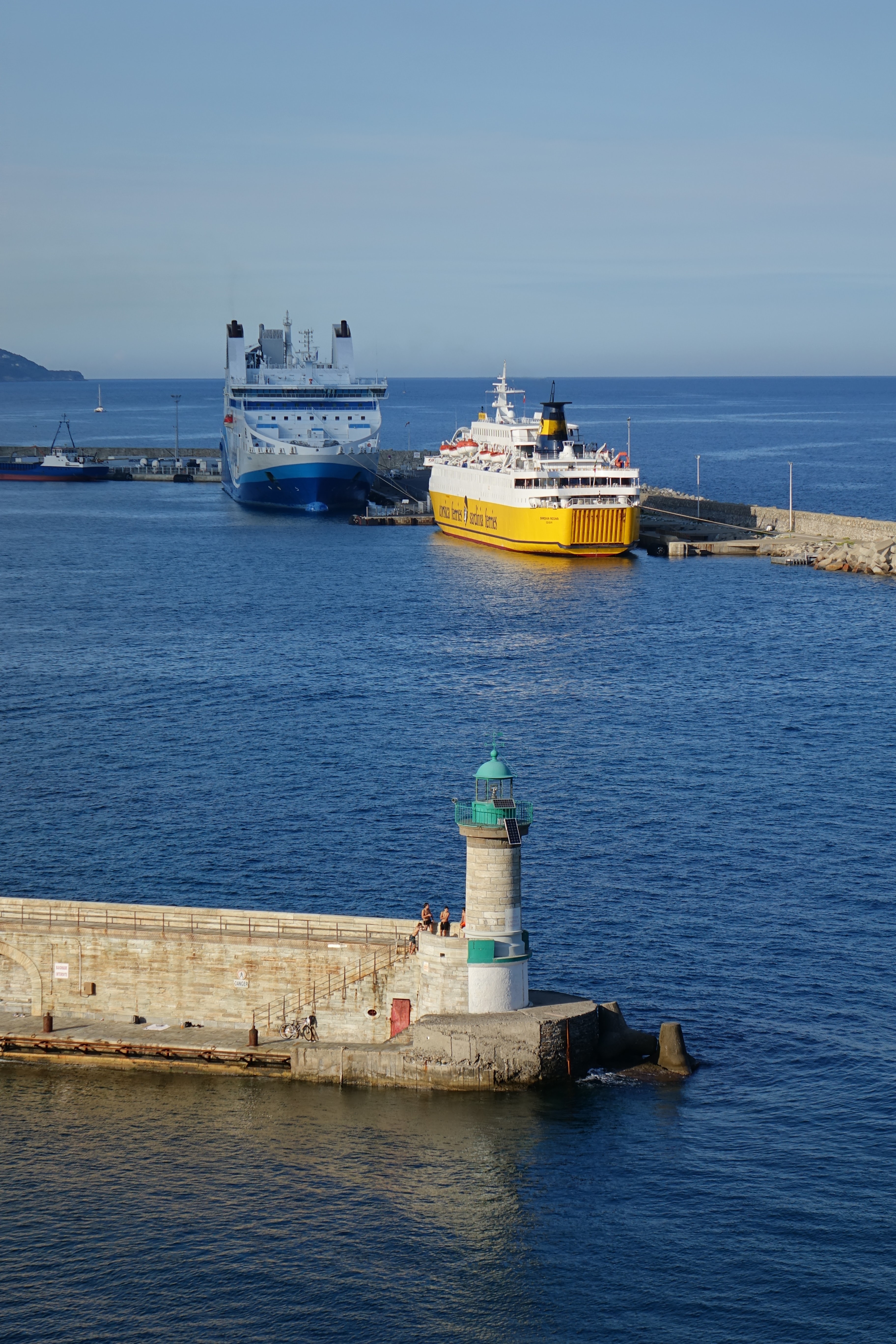 Photo n° 39 de l'avis de Der.e fait le 02/10/2019 à 14:51