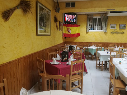 Restaurante El Labrador - C. Cam. Viejo de Getafe, 29, 28946 Fuenlabrada, Madrid, Spain