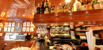 Atmosphère du Restaurant italien Livio à Neuilly-sur-Seine - n°6