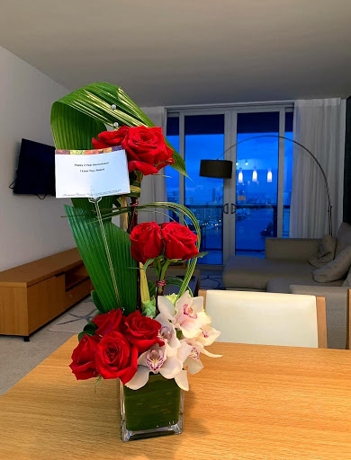 Florist «Aventura Florist», reviews and photos, 20445 Biscayne Blvd, Aventura, FL 33180, USA