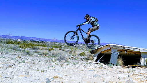 Bicycle Store «Outdoor Adventures», reviews and photos, 1424 Missouri Ave, Las Cruces, NM 88001, USA