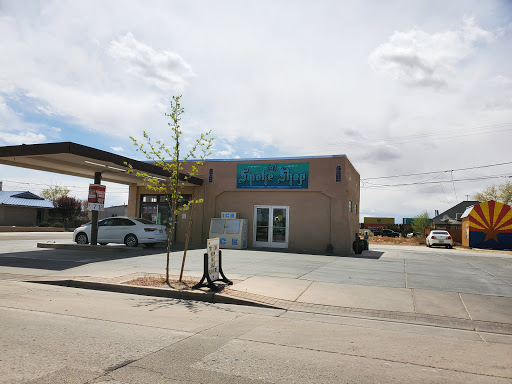 Tobacco Shop «M & J Smoke Shop», reviews and photos, 401 W 2nd St, Winslow, AZ 86047, USA