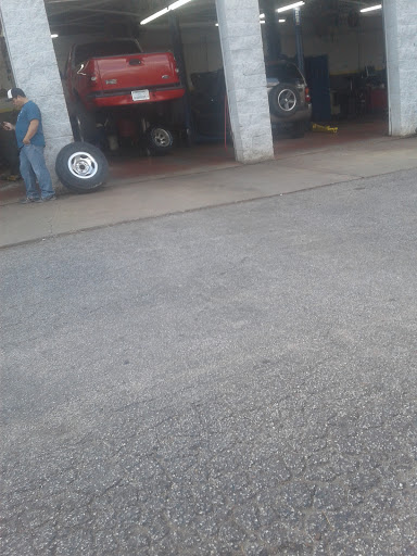 Tire Shop «Mathis Tire & Auto Service», reviews and photos, 1120 W Poplar Ave, Collierville, TN 38017, USA