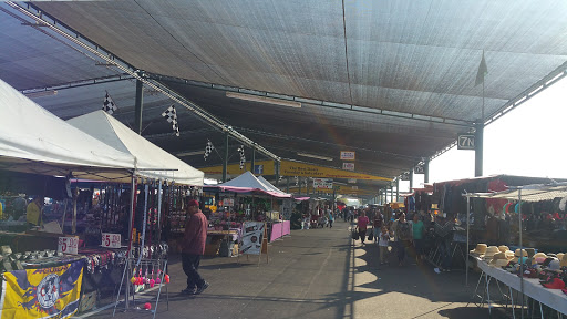 Cherry Avenue Auction image
