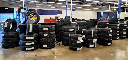 Auto Parts Store «Pep Boys Auto Parts & Service», reviews and photos, 9909 Pulaski Hwy, Middle River, MD 21220, USA