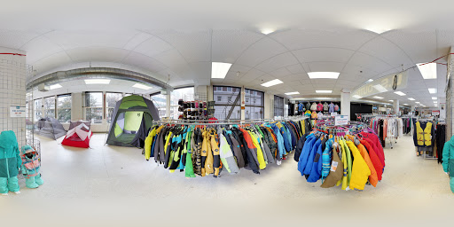 Outdoor Sports Store «U.S. Outdoor», reviews and photos, 219 SW Broadway, Portland, OR 97205, USA