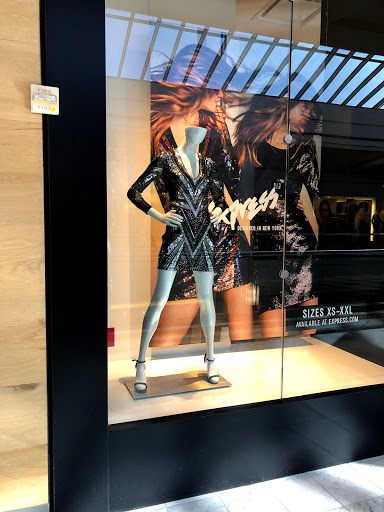 Clothing Store «Express», reviews and photos, 3251 20th Ave, San Francisco, CA 94132, USA